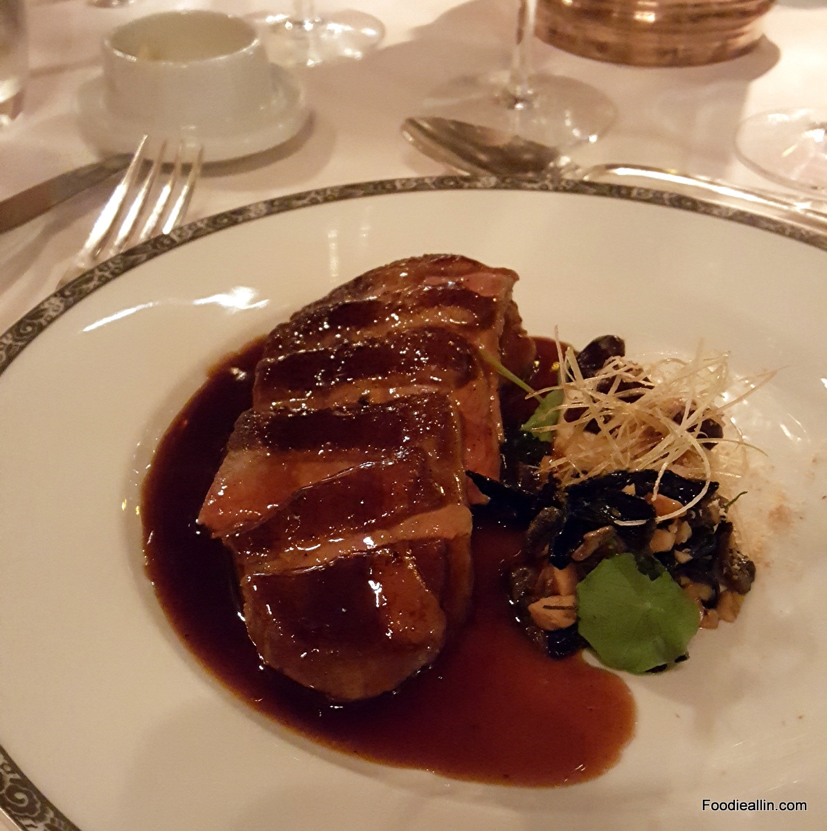 Operakällarens matsal foodie all in