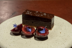”Sablé au chocolat” with Swedish cherries.